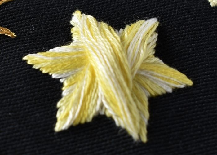 Wie man Sterne mit Rhodos Stitch stickt