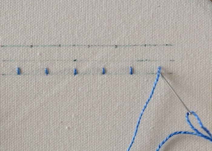 Broderie Fly Stitch bicolore Étape 6