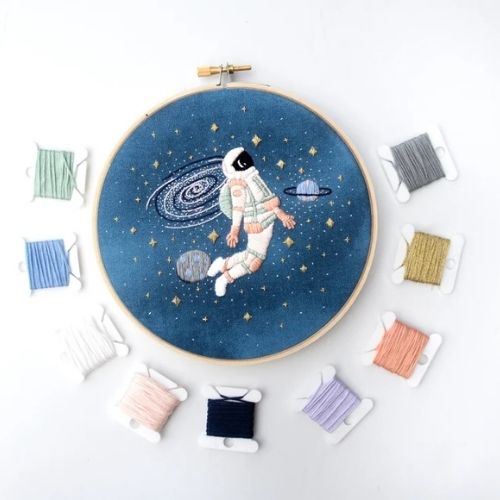 Astronaut Outer Space Stickkunstmuster von EmilyJuneHandmade auf Etsy