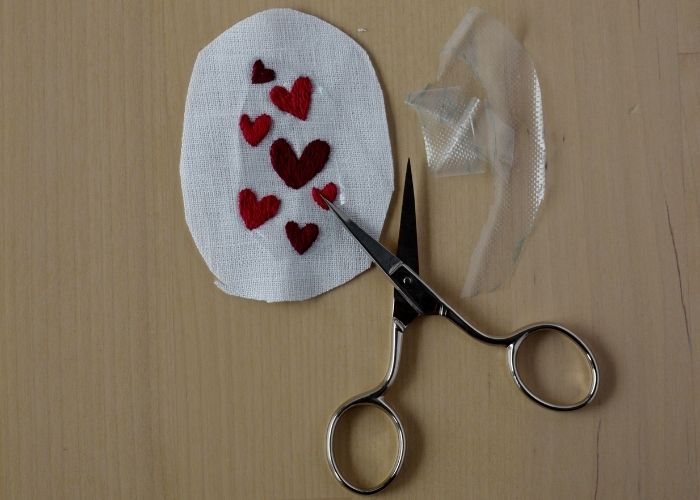 Cut away water soluble stabilizer